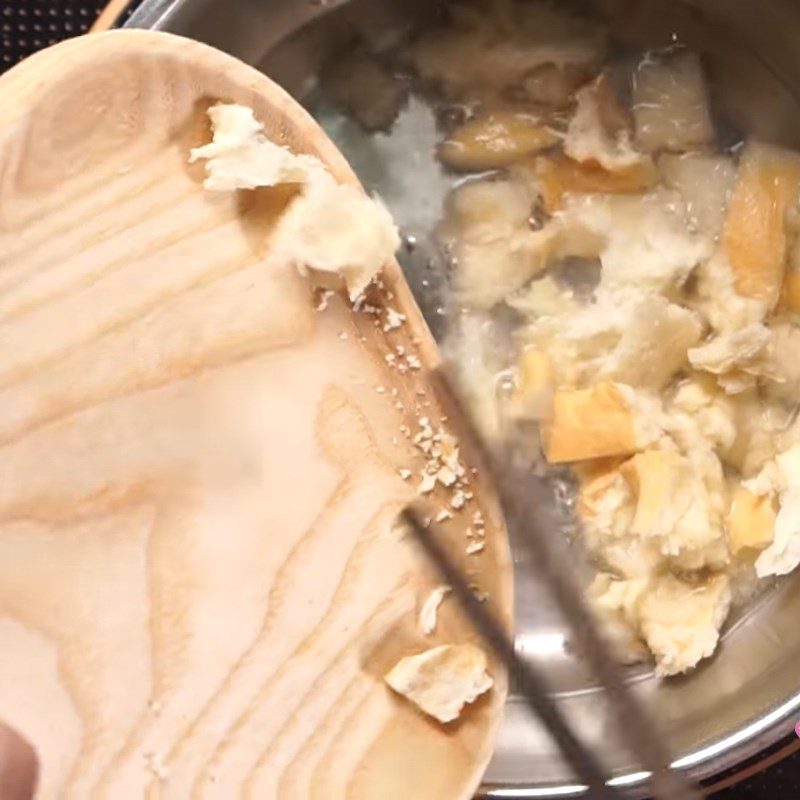 Step 2 Cook the porridge for Banana Bread Porridge