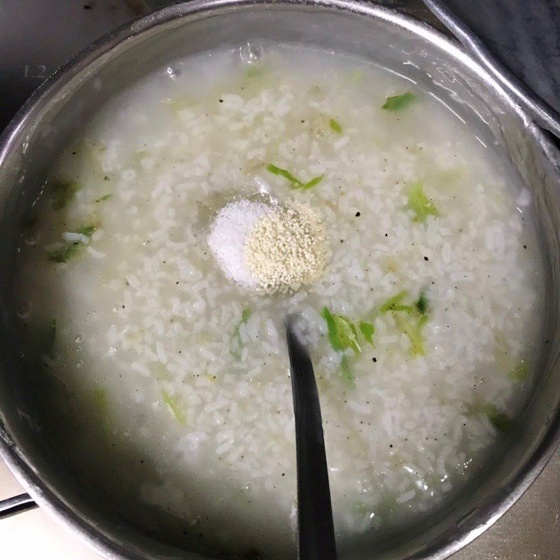 Step 3 Cook oyster mushroom porridge Oyster mushroom porridge