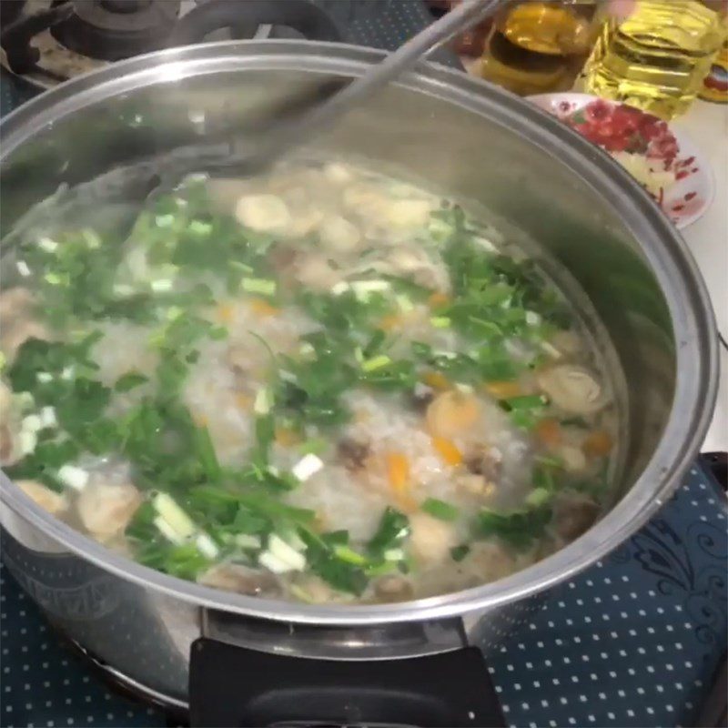 Step 4 Cooking clam porridge Clam porridge