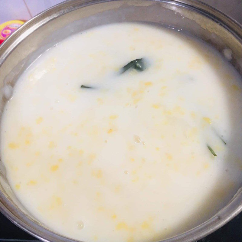 Step 2 Cooking pudding Green bean pudding with tapioca starch