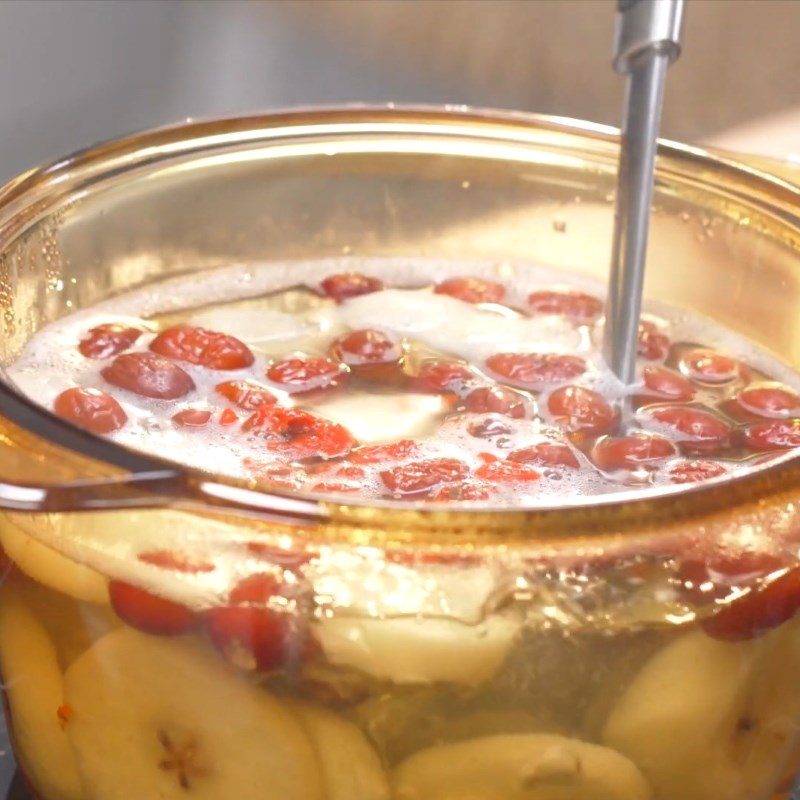Step 2 Cooking red apple pear dessert Red apple pear dessert