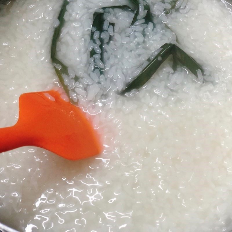 Step 2 Cook the sticky rice Corn sweet soup with sticky rice (recipe shared by a user)