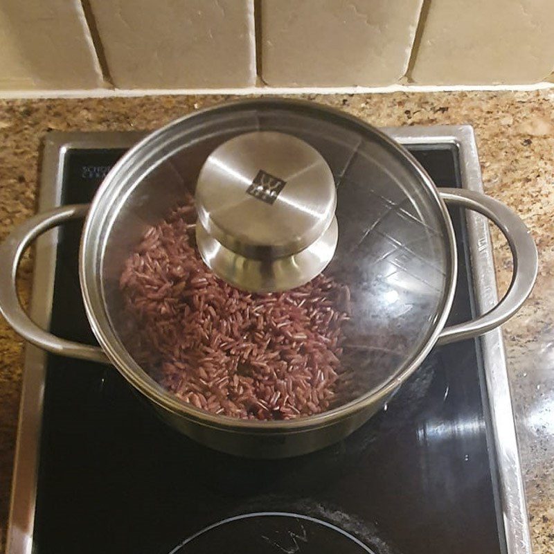 Step 2 Cooking brown rice Cooking brown rice in a regular pot