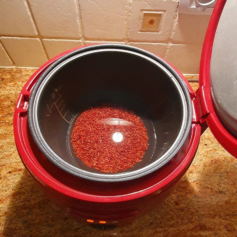 Step 2 Cook brown rice Brown rice cooked in a rice cooker
