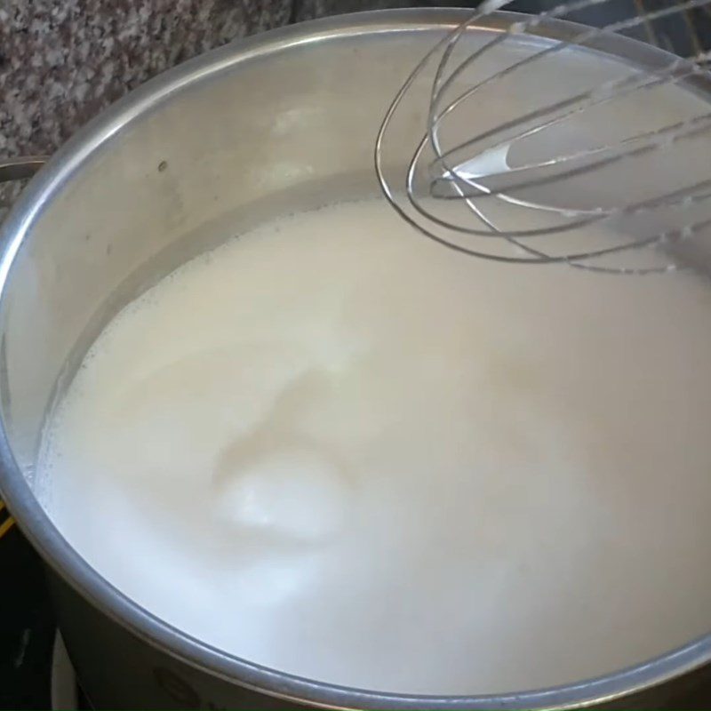 Step 1 Cook the milk mixture Yellow Yogurt Cheese