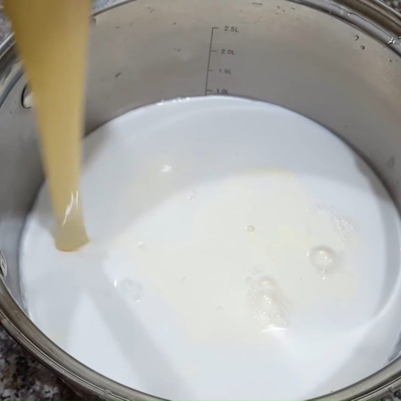 Step 1 Cook the coconut milk mixture for Coconut Milk Fruit Yogurt Ice Cream