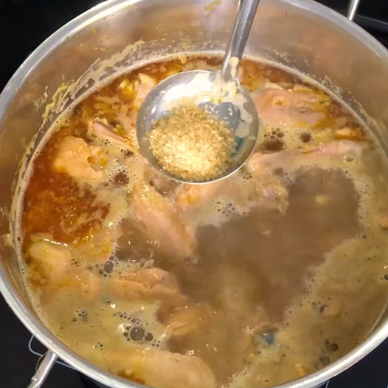 Step 3 Cook the hotpot Thai sour and spicy hotpot