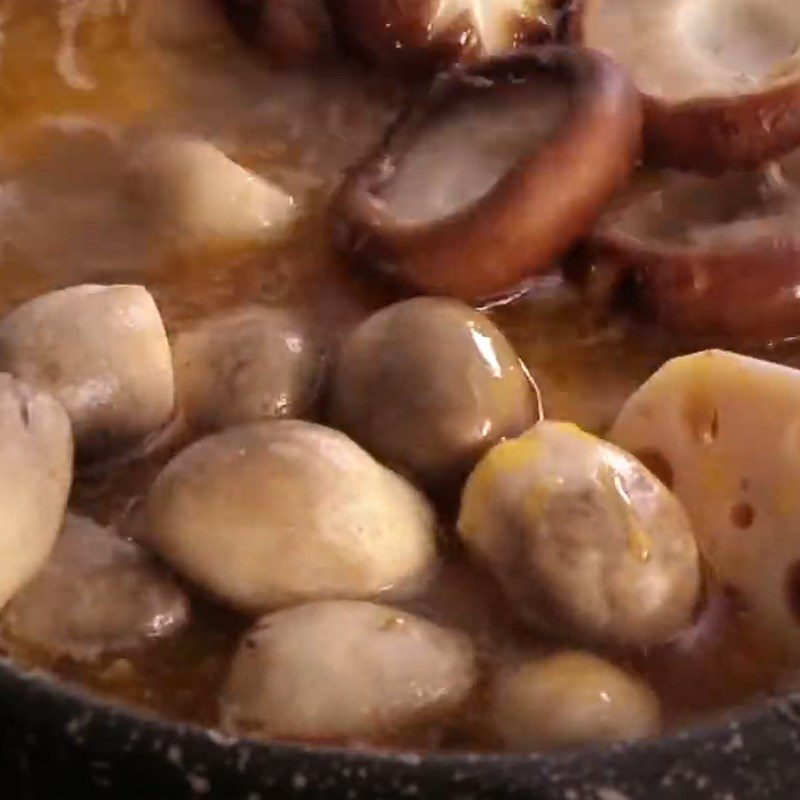 Step 3 Cooking the hot pot Spicy Sour Mushroom Chicken Hot Pot