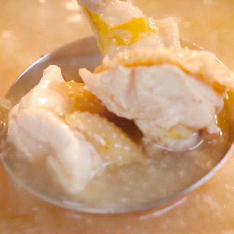 Step 4 Cook the hot pot Chicken hot pot with rice wine residue