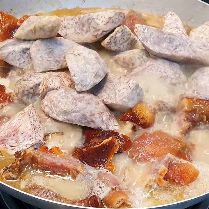 Step 3 Cooking Pork Belly Hot Pot with Taro Pork Belly Hot Pot