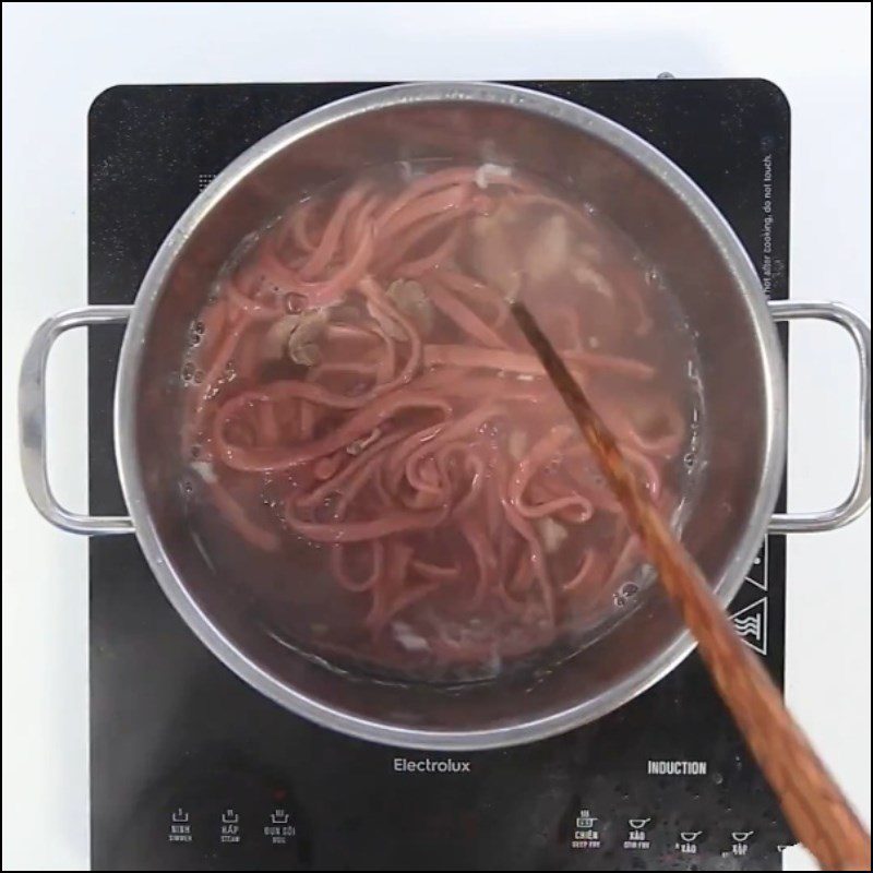 Step 5 Cooking beetroot noodles Beetroot noodles