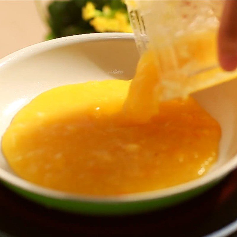 Step 3 Cooking pineapple jam for melon pineapple jam