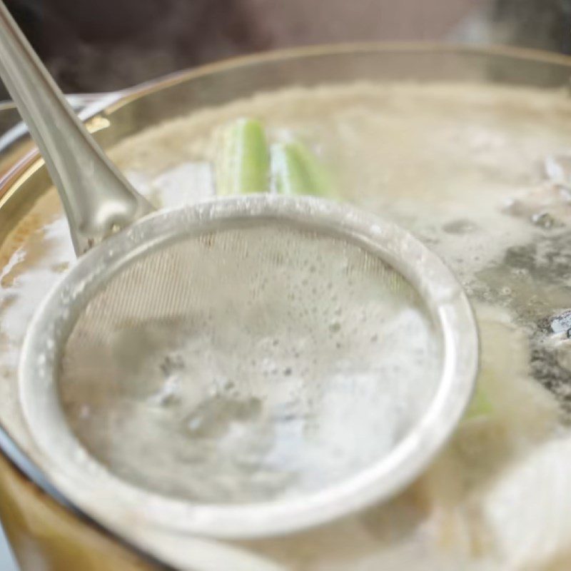 Step 3 Cooking Fish Broth Bún chả cá Nha Trang