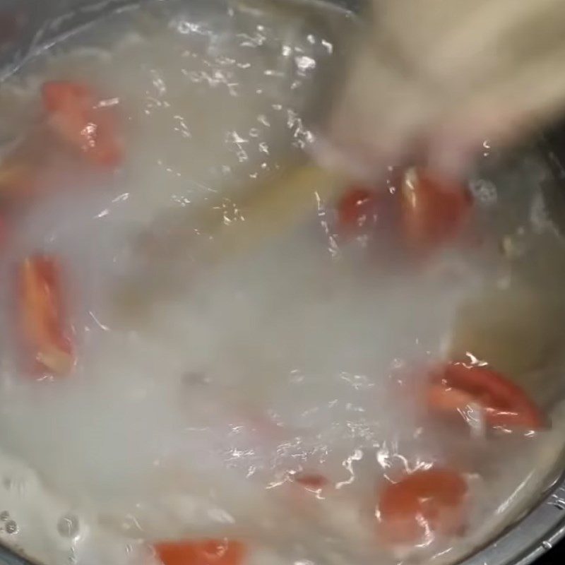 Step 4 Cooking the fermented rice broth Beef hotpot with fermented rice