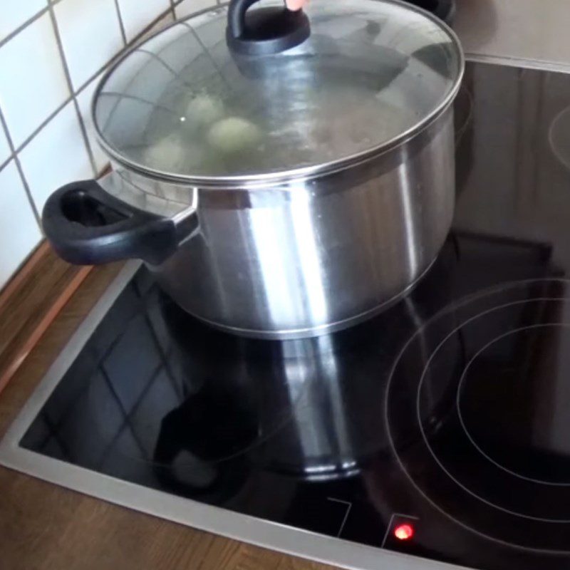 Step 4 Cooking the pho broth Pork pho