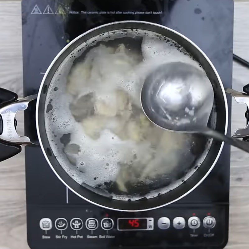 Step 2 Cooking broth from chicken bones Mixed meat soup