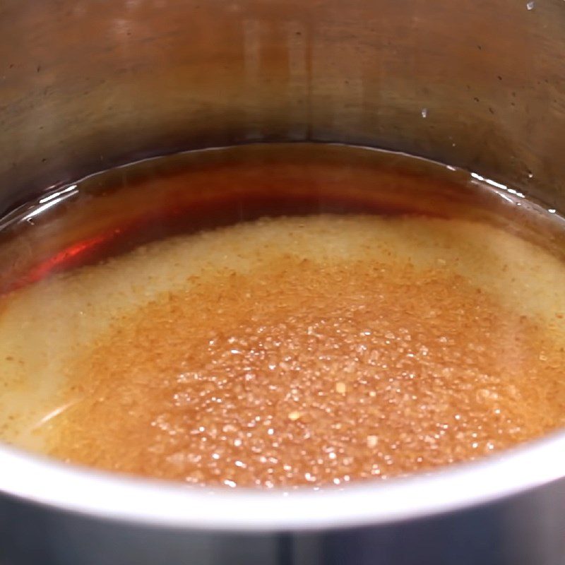Step 3 Cooking the dipping sauce with papaya