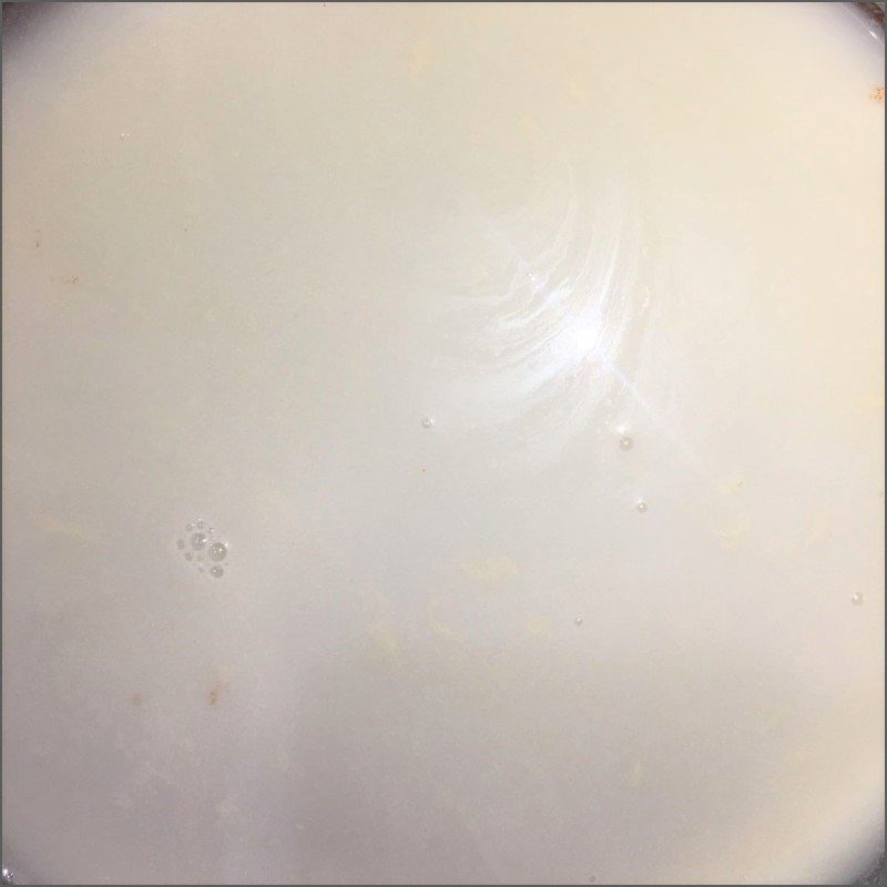 Step 3 Cooking milk jelly Watermelon jelly with milk (recipe shared by a user)