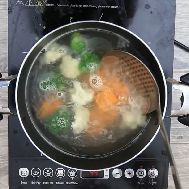 Step 6 Cooking vegetables mixed mushroom soup