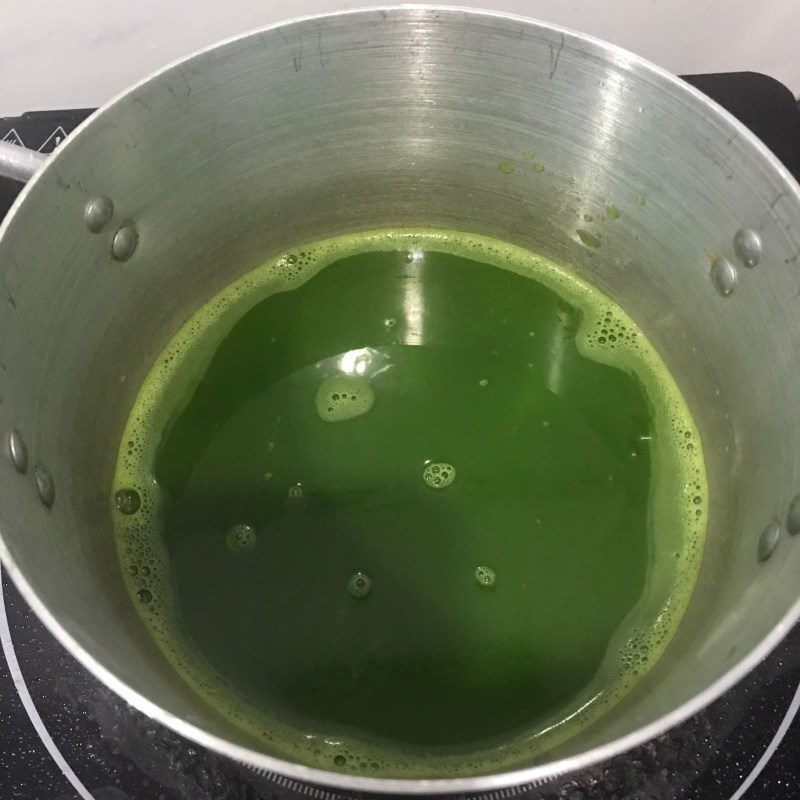 Step 3 Cook pandan milk