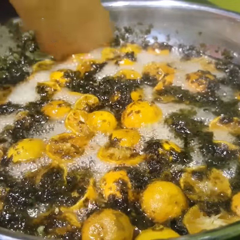 Step 3 Make syrup Kumquat syrup (tắc) rock sugar fish mint