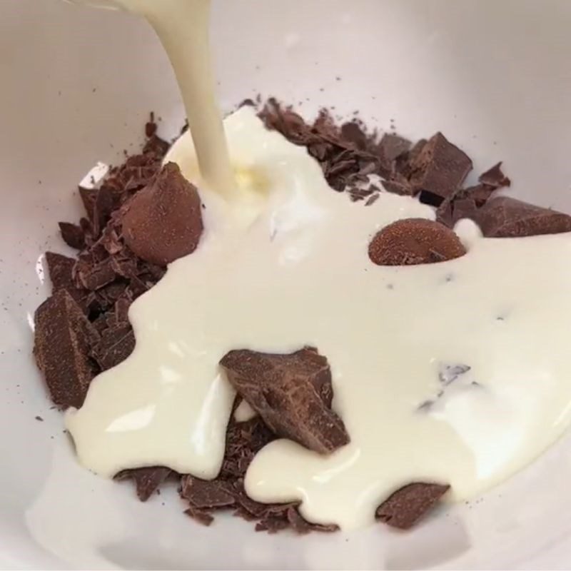 Step 2 Cook chocolate Chocolate pudding (Recipe shared from Tiktok cooking with TasteVN)