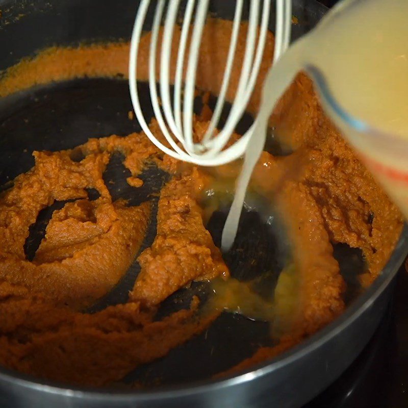 Step 2 Cook pumpkin sauce Pumpkin juice cooked with star anise