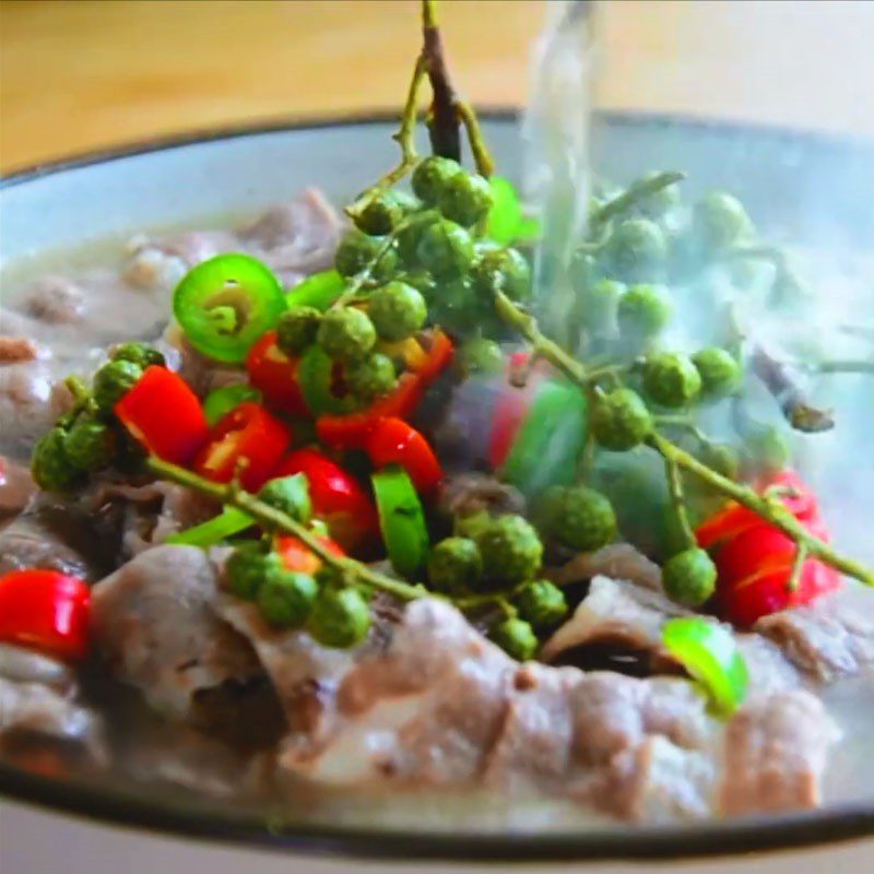 Step 2 Cook the soup for Chinese beef soup
