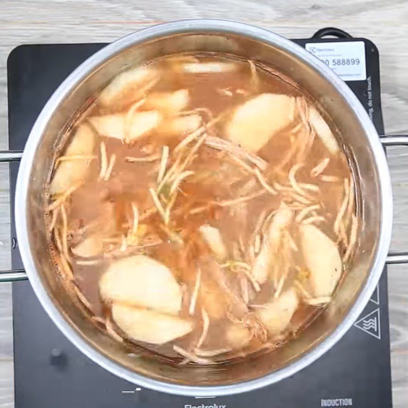Step 4 Cook soup Spicy Korean Beef Soup