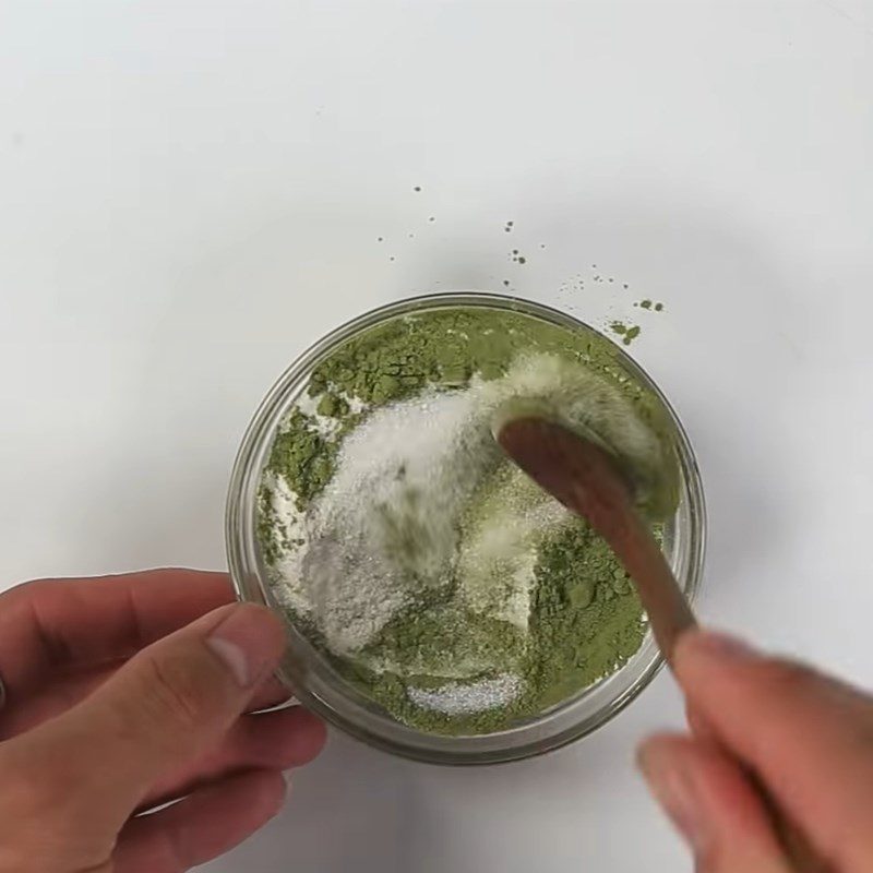 Step 1 Cook matcha jelly for Thai Green Milk Tea