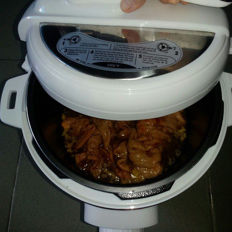 Step 3 Cooking the wild boar