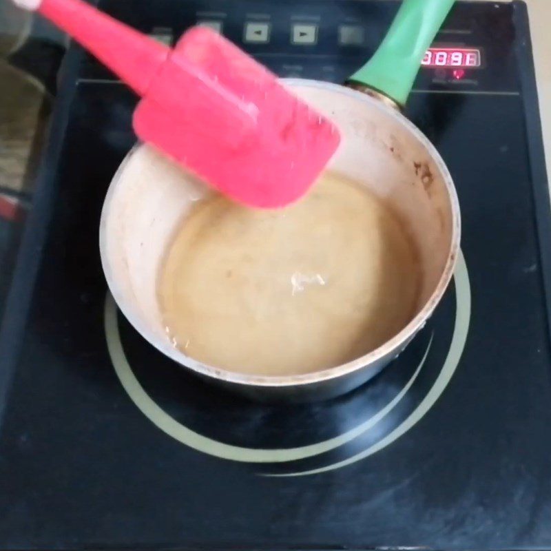 Step 5 Cook tapioca pearls with syrup Black tapioca pearls made from rice flour