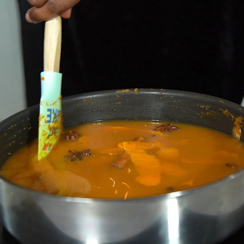 Step 3 Cook and filter pumpkin juice Pumpkin juice cooked with star anise