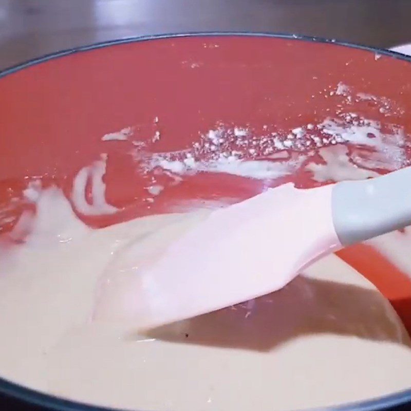 Step 2 Cook and knead tapioca dough for Black sugar tapioca pearls using rice flour