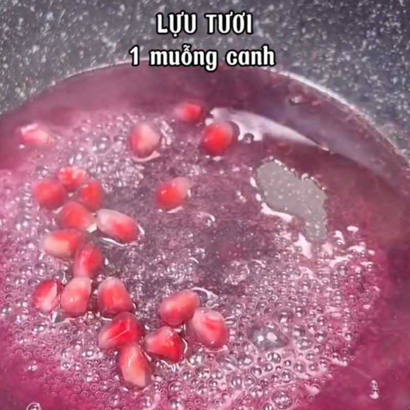 Step 5 Cooking Pomegranate Sauce Grilled Chicken Mushroom