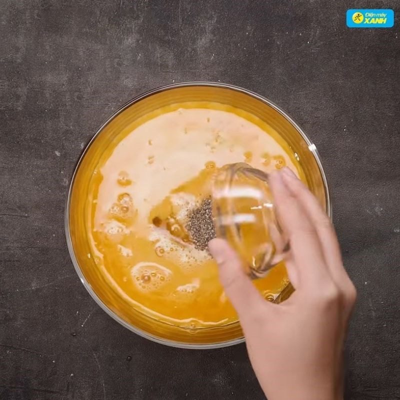 Step 1 Seasoning Baked Egg Yolks in Cups