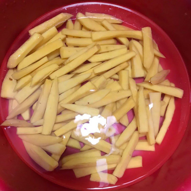 Step 2 Soak the sweet potatoes in rice water Sweet Potato Jam