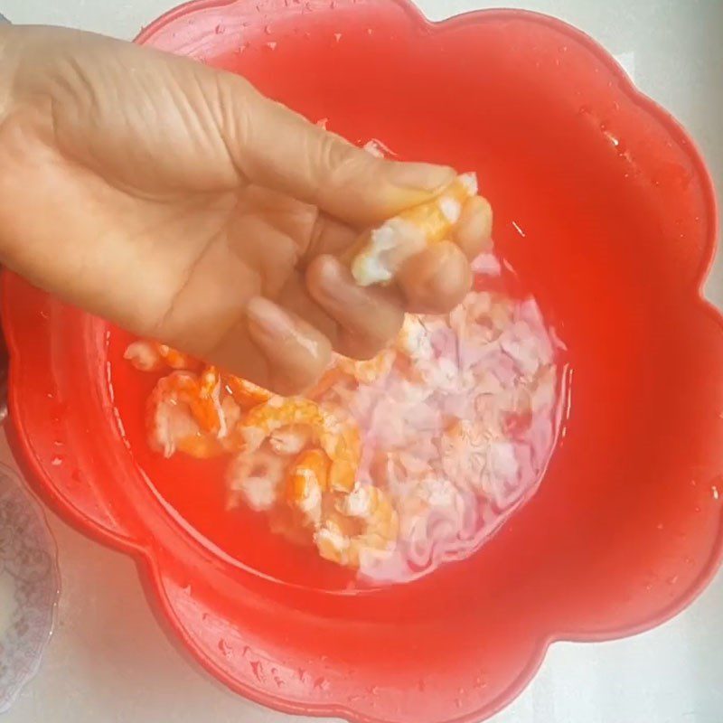Step 1 Soak dried shrimp Dried shrimp in tomato sauce