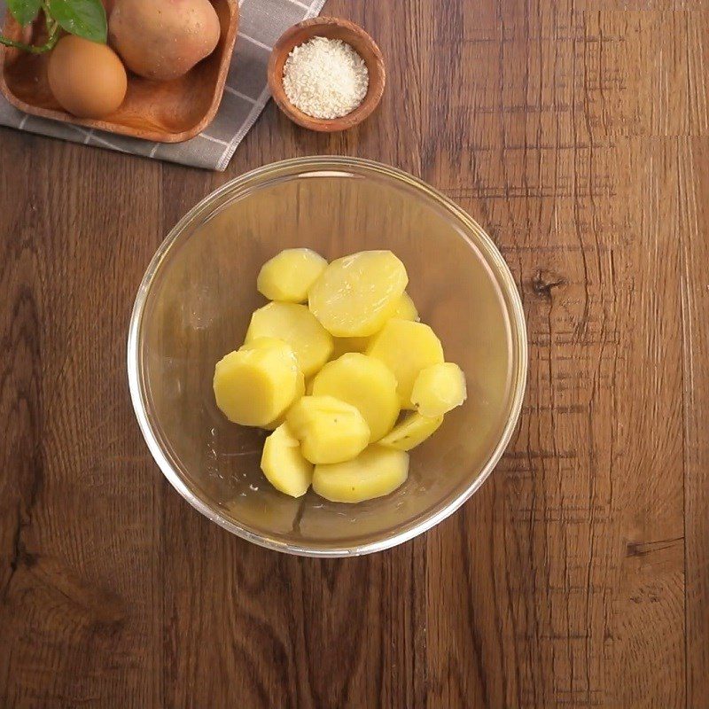 Step 2 Mash the potatoes Cheesy potato fries