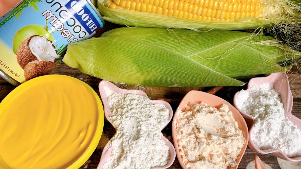 Ingredients for the dish 2 ways to make fried corn