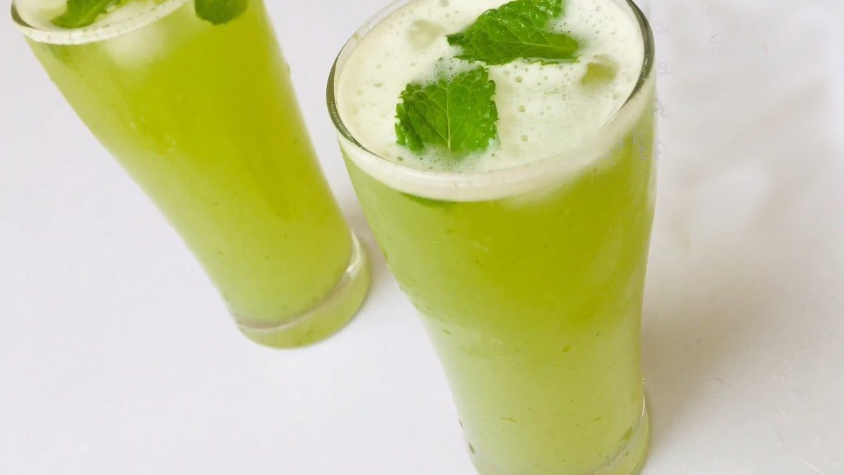 5 ways to make refreshing and delicious mango juice for ultimate cooling 57 Mint Green Mango Juice