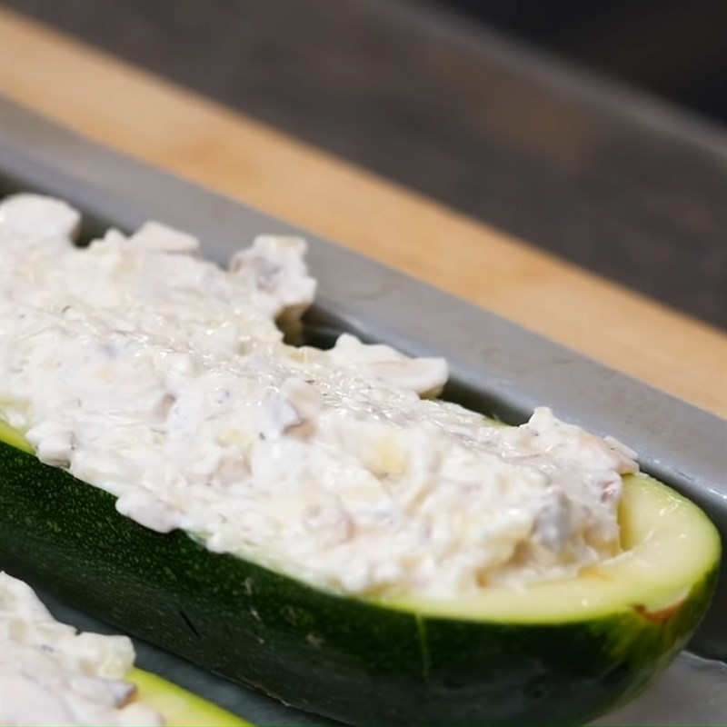 Step 3 Bake the zucchini Cheese stuffed zucchini
