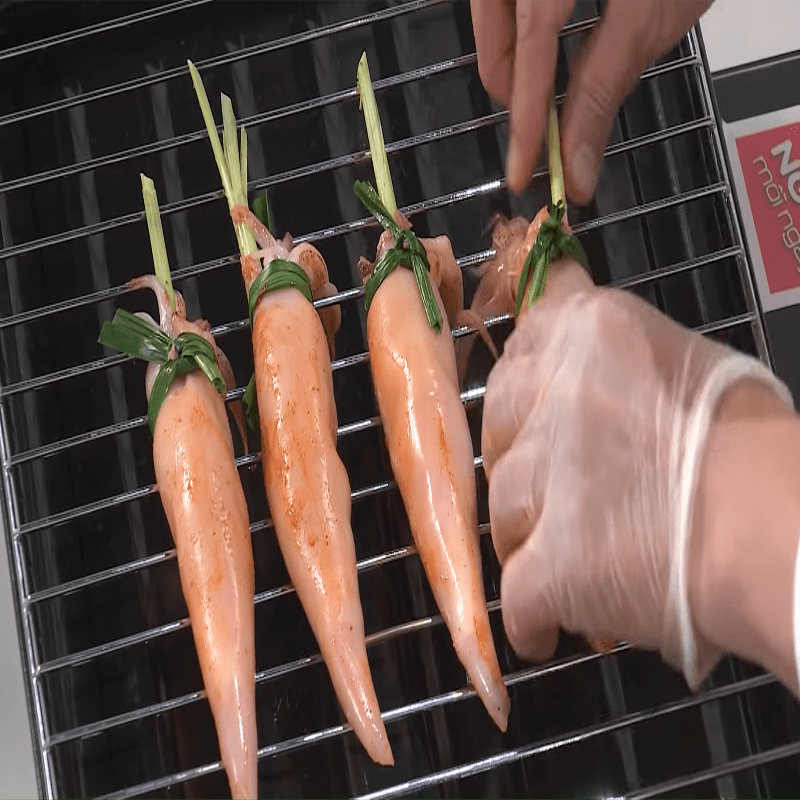 Step 4 Grilling the squid Grilled Squid