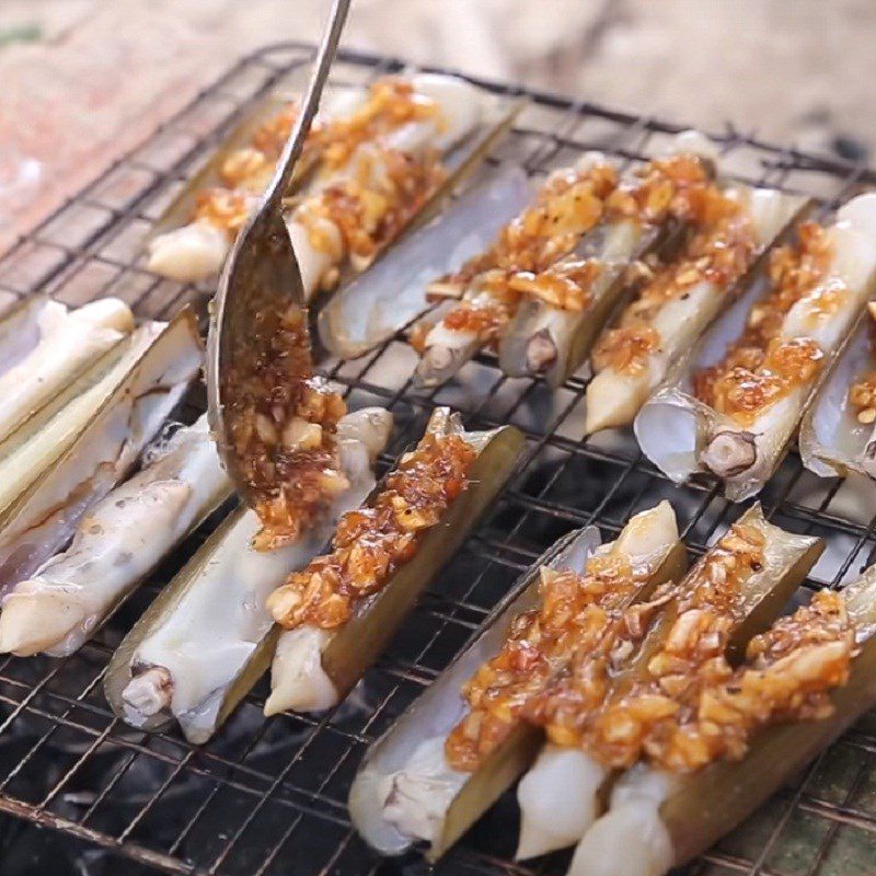 Step 3 Grilling the razor clams Grilled Razor Clams with Satay