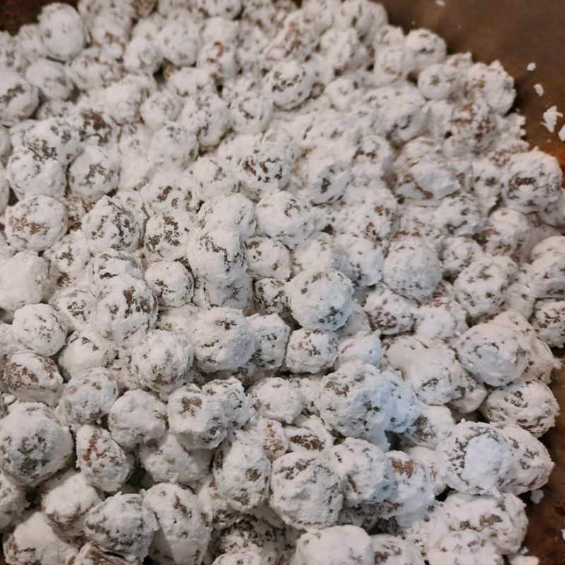 Step 4 Boiling tapioca pearls from glutinous rice flour