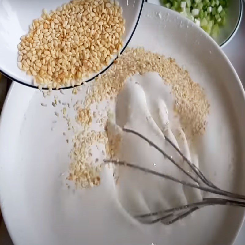 Step 2 Mix the batter for Vegetarian Cống Cake
