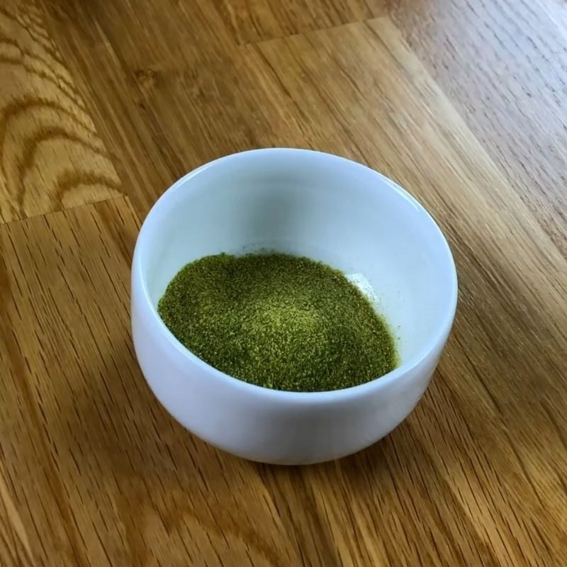 Step 1 Prepare the green tea powder for Fresh Milk Matcha with Black Sugar Tapioca