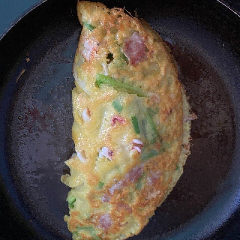 Step 3 Mix the batter and pour the seafood pancakes (recipe shared by a user)
