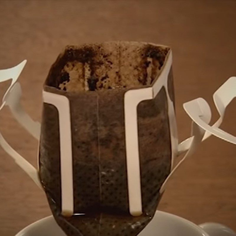 Step 3 Brewing coffee Filter coffee