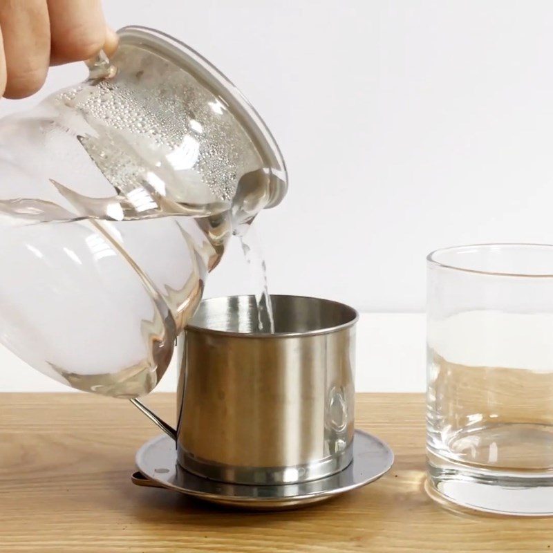 Step 1 Brew coffee Fresh milk coffee